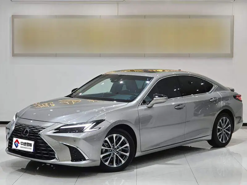 Lexus ES 2025 300h Premium Edition
