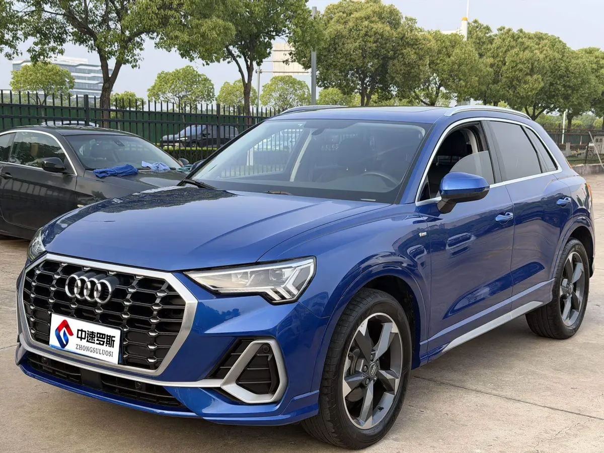 Audi Q3 2020 35 TFSI Stylish and Dynamic