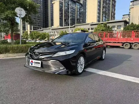 Camry 2018 2.5G Deluxe Edition