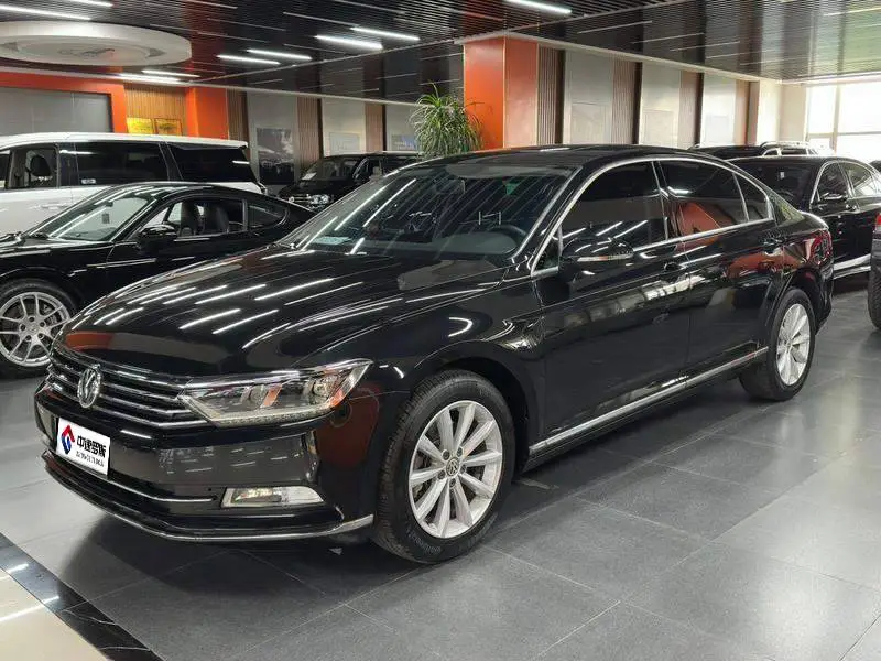 Magotan 2019 330TSI DSG Leading National VI