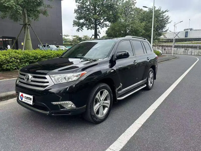 Highlander 2013 2.7L 2WD 7-seater Purple Gold Edition