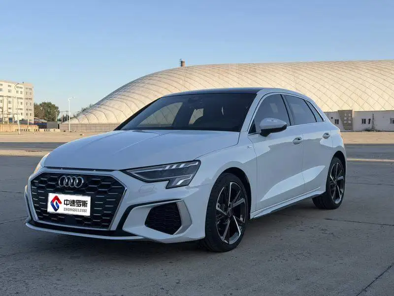 Audi A3 2022 Sportback 35 TFSI Stylish and sporty