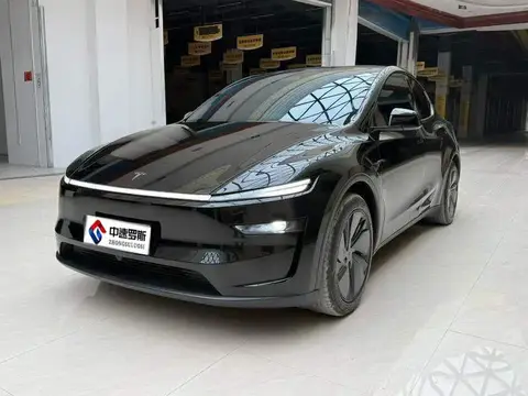 الطراز Y 2025 rear-wheel drive first edition