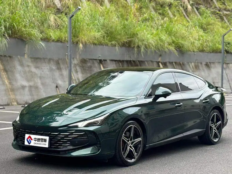MG7 2023 2.0T Automatic Trophy+ Exciting Edition