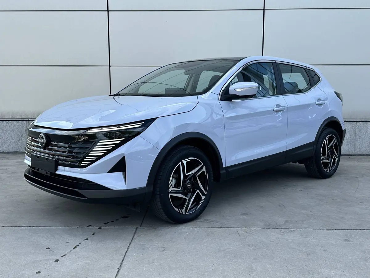 Qashqai 2025 Honor 2.0L CVT XV+ Leading Edition