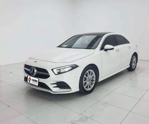 Mercedes-Benz A-Class 2019 A 200 L sports sedan