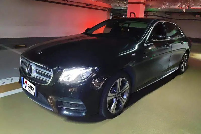 Mercedes-Benz E-Class 2018 E 200 L Sports