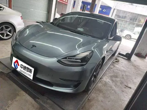 Mẫu 3 2022 Performance All-Wheel Hệ dẫn động