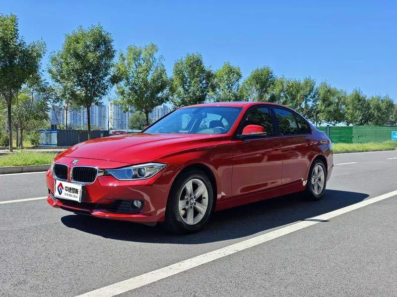 BMW 3 Series 2014 320i Fashion Model