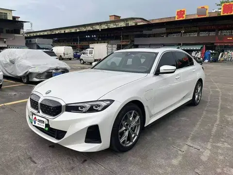 BMW i3 2022 eDrive 35 L
