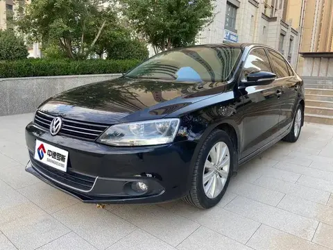 Sagitar 2014 1.4TSI Automatic Luxury Modèle