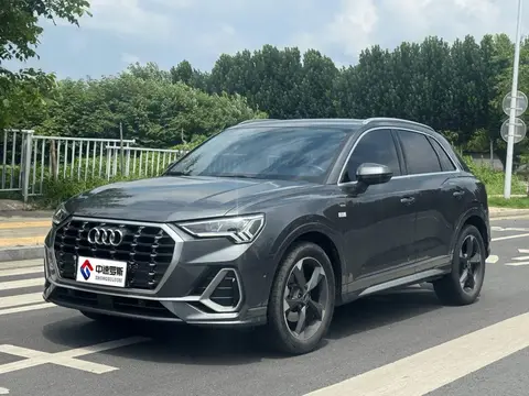 Audi Q3 2022 35 TFSI Stylish and Dynamic