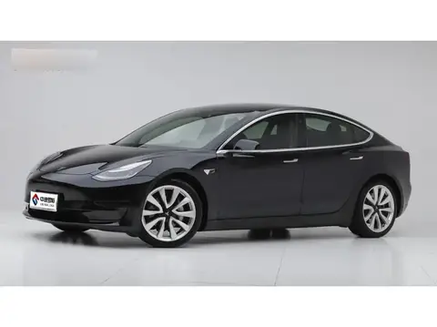 Mẫu 3 2020 facelift standard range rear-wheel drive upgraded version