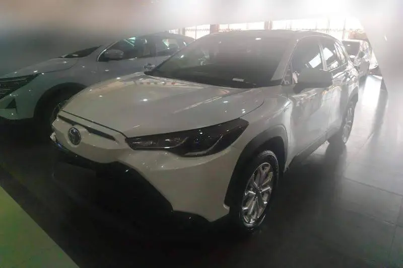 Landa 2024 2.0L Intelligent Hybrid Dual เครื่องยนต์ Leading Edition