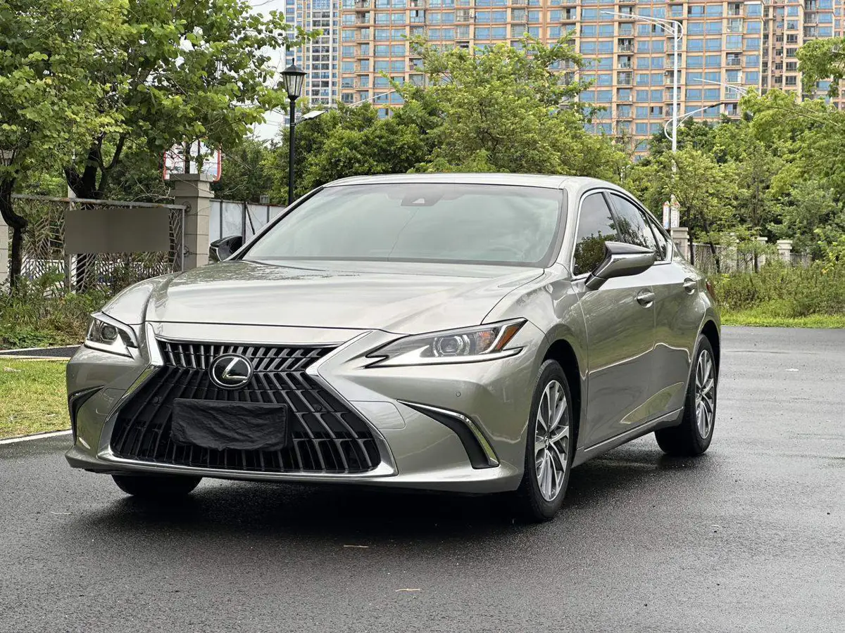 Lexus ES 2022 200 Excellence Edition