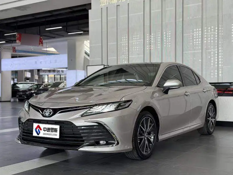 Camry 2021 2.5G Deluxe Edition