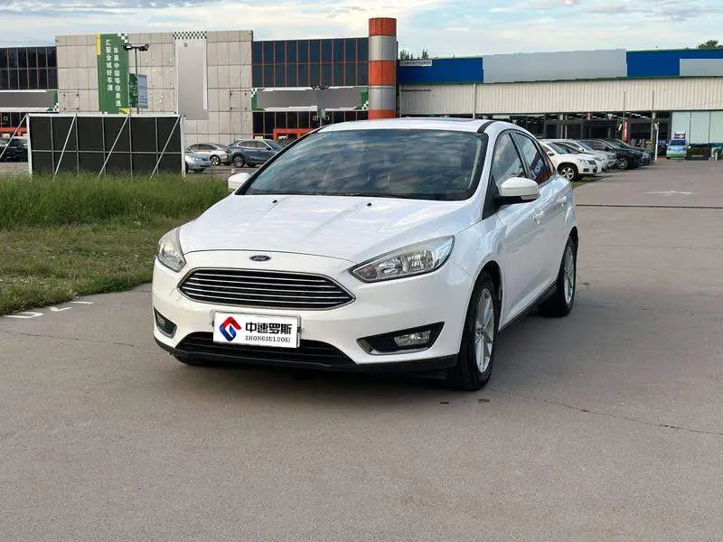 Fox 2017 Sedan 1.6L Automatic Fashion Smart Edition
