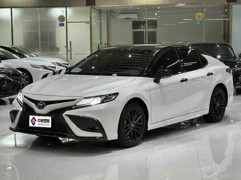 Camry 2023 2.0S Knight Edition