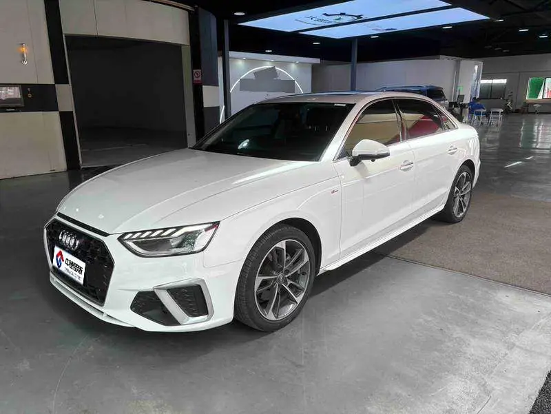 Audi A4L 2020 40 TFSI Stylish and Dynamic