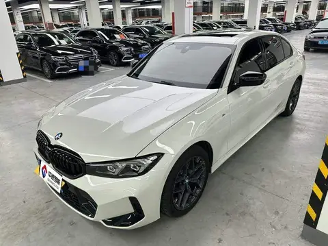 BMW 3 Series 2025 330Li M Sport Night Edition