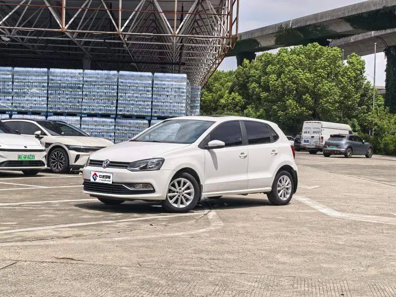Polo 2016 1.6L Automatic Luxury Model
