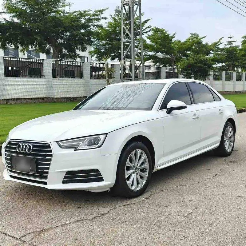 Audi A4L 2017 40 TFSI Fashion Edition