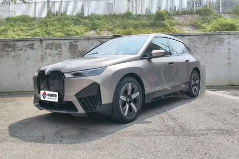 BMW iX 2023 facelift xDrive50