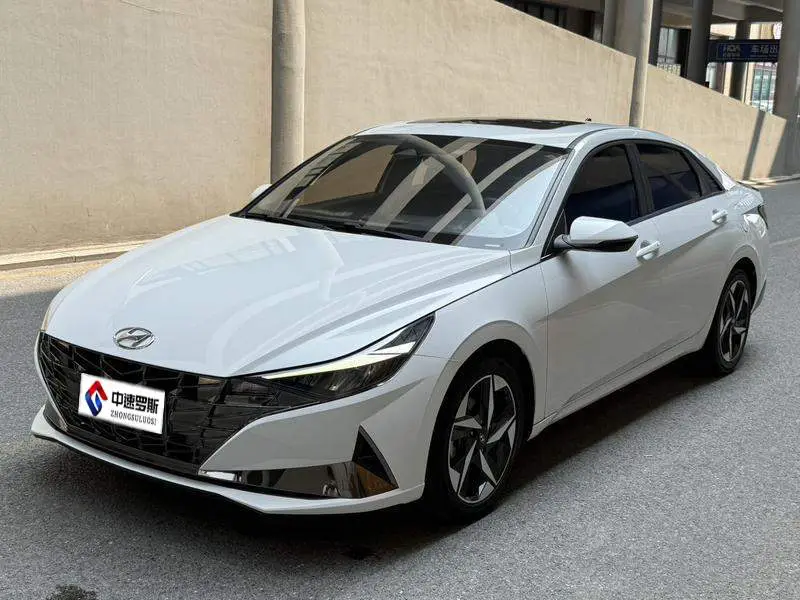 Elantra 2021 240TGDi DCT LUX Premium Edition