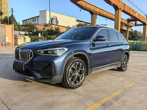 BMW X1 2021 sระบบขับเคลื่อน25Li Leading Edition
