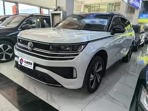 Tour 2023 380TSI 4WD R-Line Touring Edition