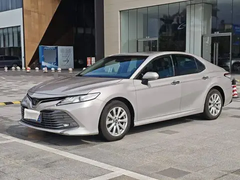 Camry 2019 2.0G Luxury Edition