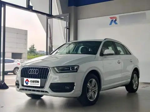 Audi Q3 2015 30 TFSI Comfort Edition