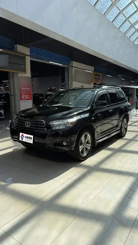 Highlander 2011 2.7L 2WD 7-seat luxury version