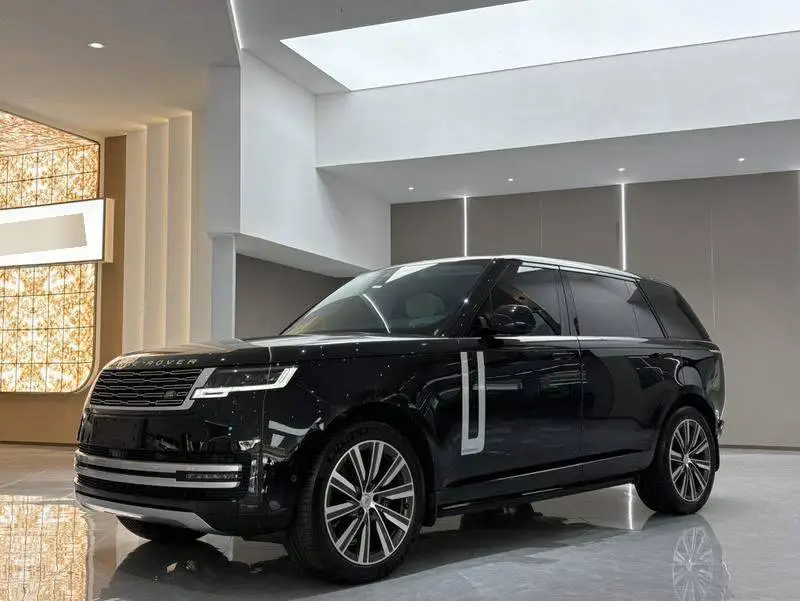 Range Rover 2024 3.0 L6 400PS Classic Extended Edition