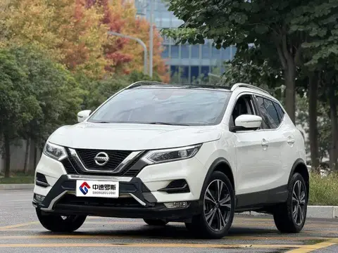 Qashqai 2019 2.0L CVT Deluxe Edition