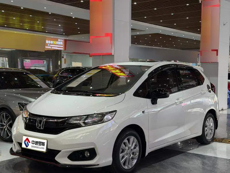 Fit 2018 1.5L CVT Comfort Sunroof Edition