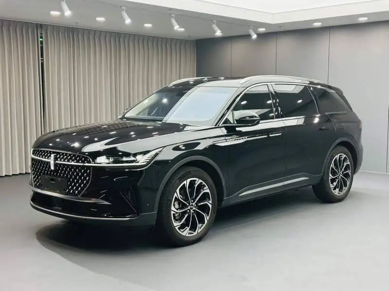 navigator 2023 2.0T 4WD Premium Edition