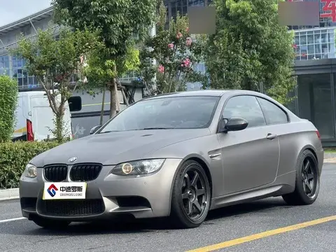 BMW M3 2011 M3 two-door carbon fiber top plate