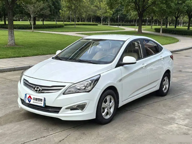 Rena 2014 1.4L Automatic Intelligent GLS