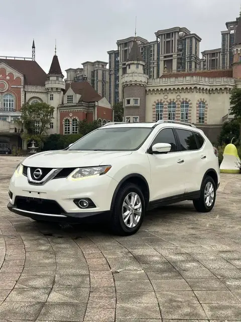 X-Trail 2015 2.0L CVT Comfort MAX Edition 2WD