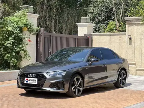 Audi A4L 2025 2 million units of Enjoyable Edition 40 TFSI Luxury Dynamic Edition