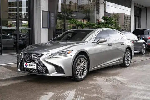 Lexus LS 2018 350 Luxury Edition National V