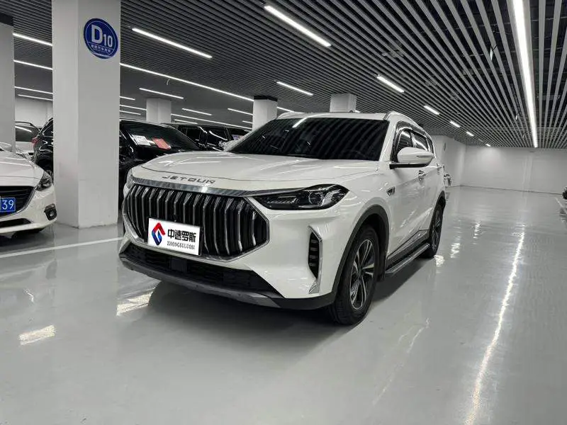 JETOUR X70 PLUS 2023 1.6T DCT Powerful 5-seater