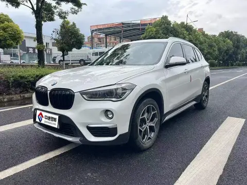 BMW X1 2019 sระบบขับเคลื่อน18Li Premium Edition