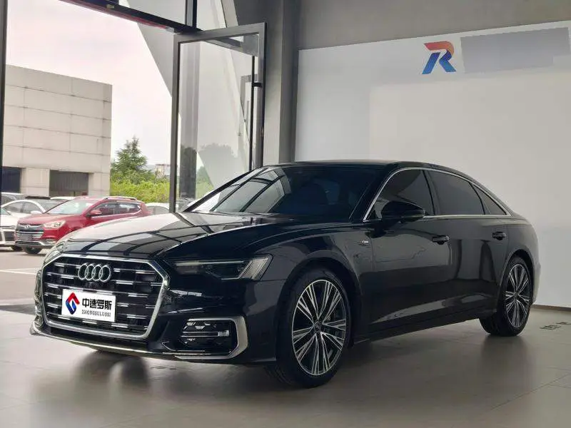 Audi A6L 2023 45 TFSI Selected Dynamic Edition