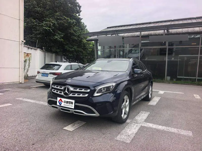 Mercedes-Benz GLA 2017 GLA 200 Dynamic