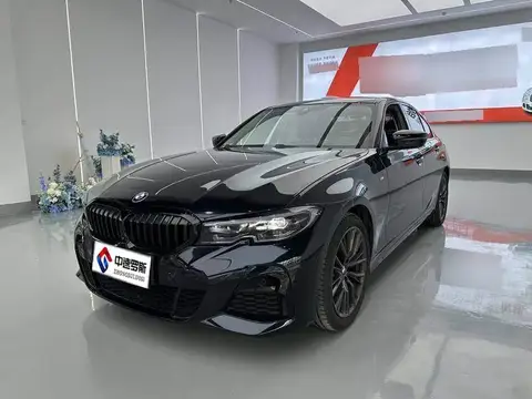BMW 3 السلسلة 2021 facelift 325i M Sport Night Edition