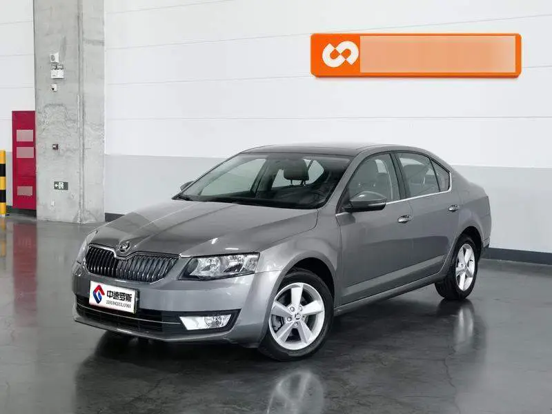 Octavia 2015 1.6L Automatic Yijun Edition