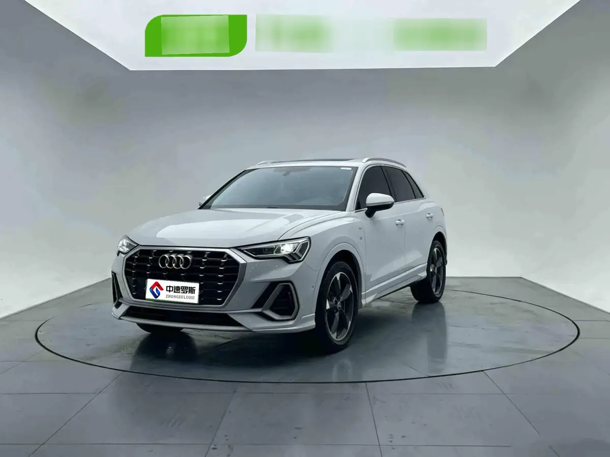 Audi Q3 2022 35 TFSI Stylish and Dynamic
