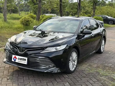 Camry 2021 2.5G Deluxe Edition